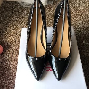 💥BRAND NEW 💥 Sz11 BLACK PATENT LEATHER HEELS